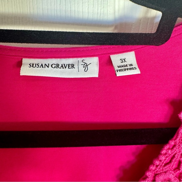 NWOT. Susan Graver v-neck tee size 3X with floral lace design. Pink top - Picture 5 of 8
